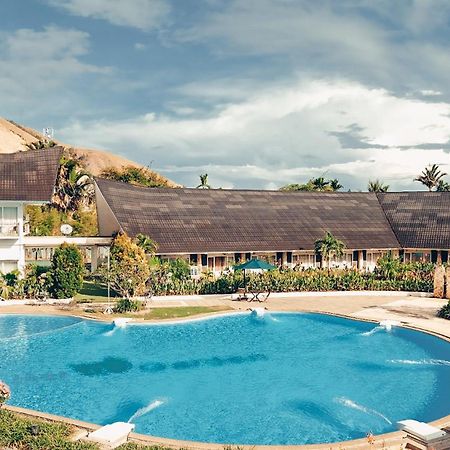 Hotel Suni Sentani - Managed By East Season Jayapura Extérieur photo